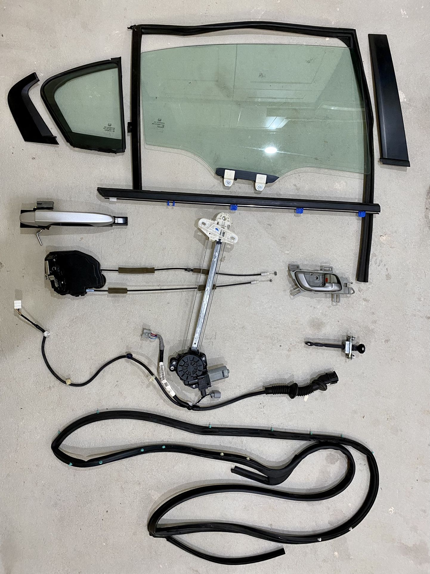 2012-2015 Honda Civic Sedan Right Rear door parts, Window regulator, Lock Actuator, Door Handle