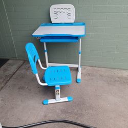 Child Desk & Chair Adjustable