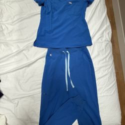 Figs Outfit -barely Used 