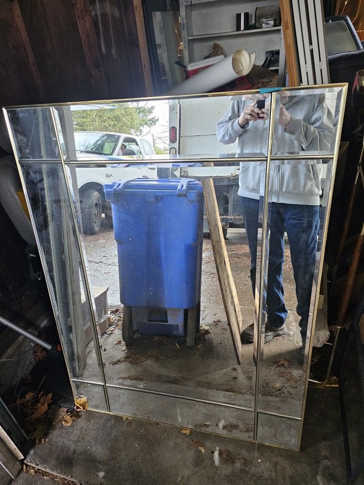 BBM BIG BEAUTIFUL MIRROR 