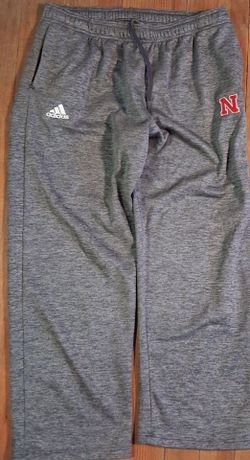 Adidas Mens Size Xlarge Nebraska Cornhuskers  Grey Stitched logo