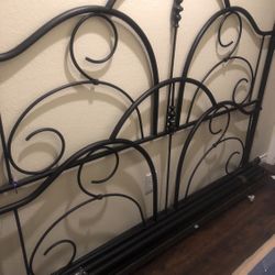 Elegant Complete Metal King Sized Bed Frame