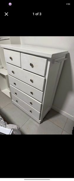 White Wooden Chest of Drawers