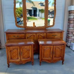 Dresser Set Vintage
