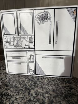 MGA's Mini Verse Make It Mini Food ALL YOU CAN EAT Collection Case Only-PREOWNED