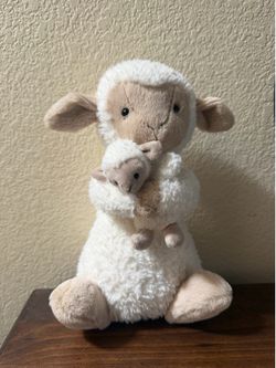 Jellycat huddles sheep