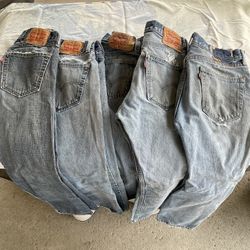 5 Pair Of Worn Men’s Levis 501 505 