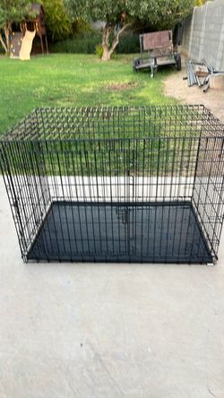 Extra Large dog crate black plastic metal