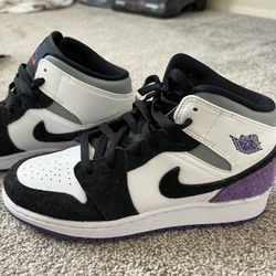 Jordan Mid Purple 7.5W