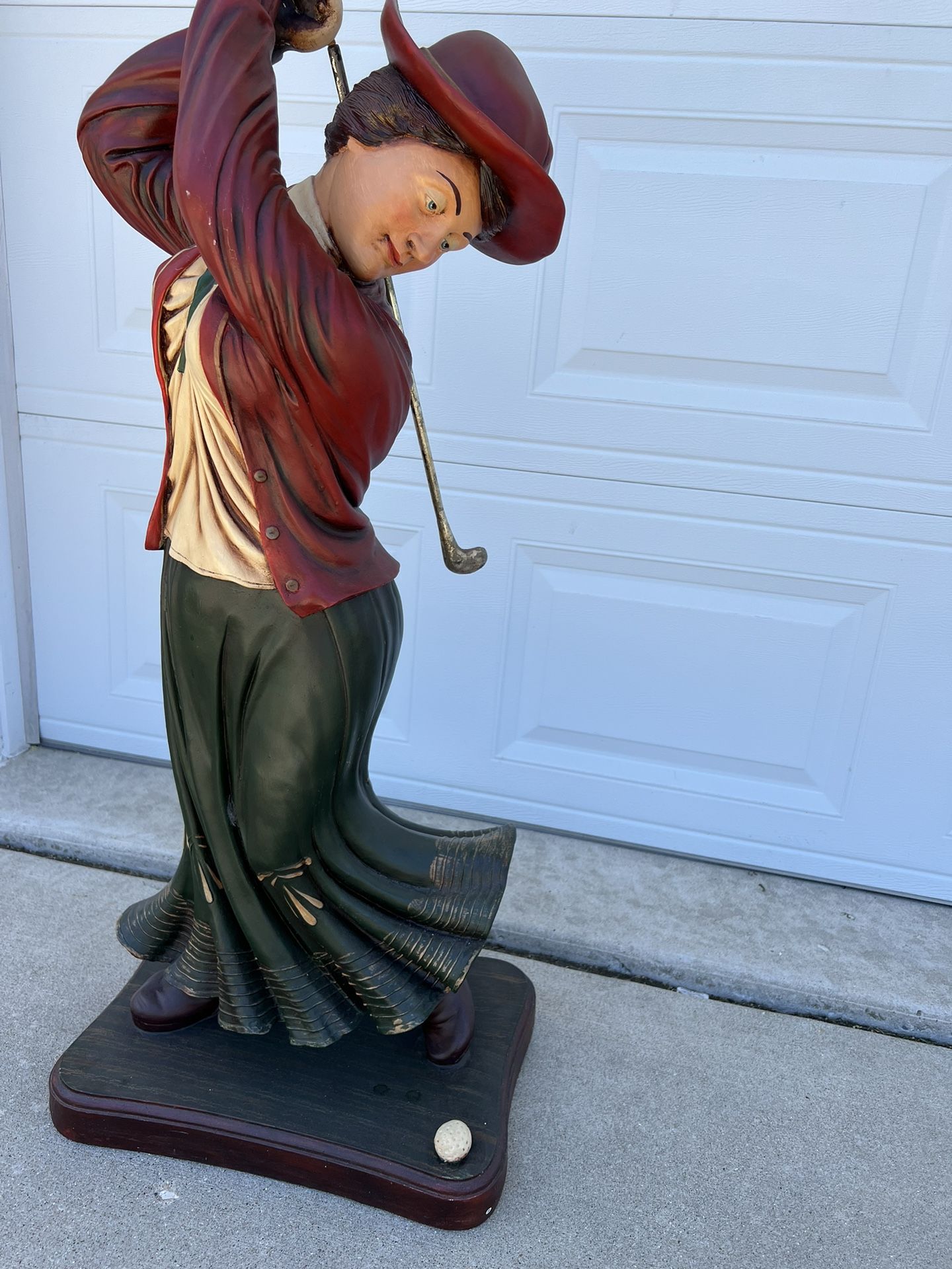 Vintage lady golfer statue