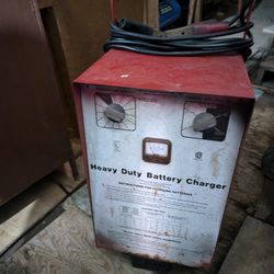 Century Heavy Duty Battery Charger 