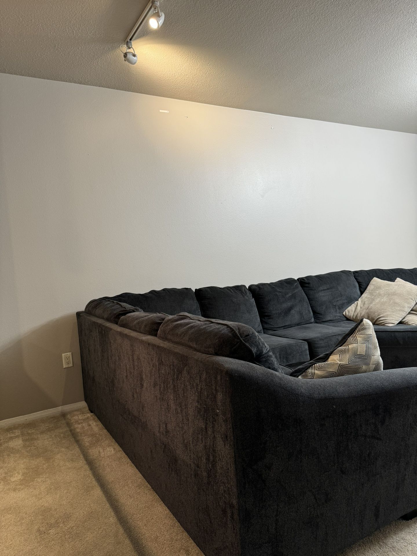 Sectional Sofa for sale for Sale in Los Angeles, CA OfferUp