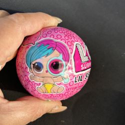 L.O.L. Surprise! Lil Sisters Series 4