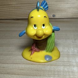Vintage Disney The Little Mermaid Flounder PVC Figure via 1.75” Cake Topper