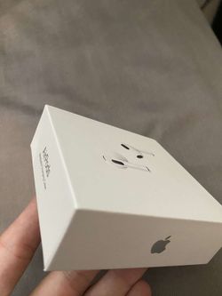 (SEND BEST OFFER) AirPod Gen 3 *NEW*