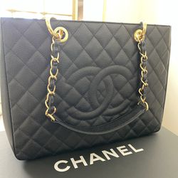 CHANEL Grand Shopping Tote (GST) - Excellent Condition