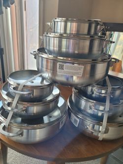 Brand New cookware set