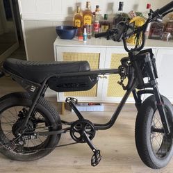 Like New AKEZ ZX Moped E-Bike - Unlocked (30+ MPH) - Only 1 Month Old