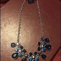 Really pretty paparazzi jewelry sets  New