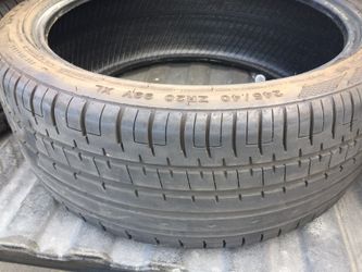 245/40 ZR20 (3) tires