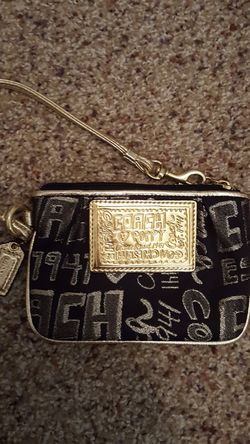 Coach Poppy wristlet