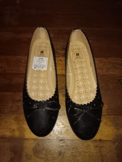 White Mountain Size 9 