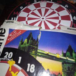 Dart Board With 2 Games And Darts