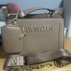 Steve Madden & + 