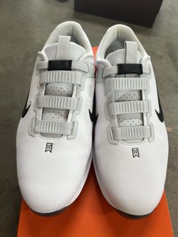 Nike Men Golf Shoes Size 9.5 Like New