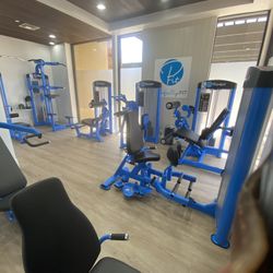 Custom Gym Equipment ! - Like New Equipment 