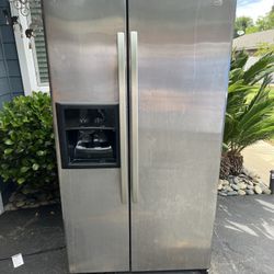 Kenmore Refrigerator 