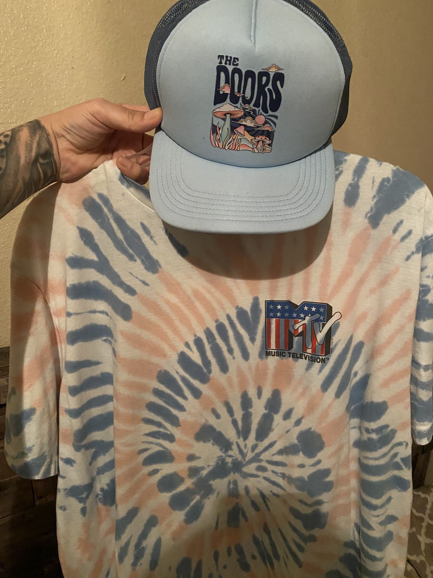 American Eagle Shirts And Hats Size XL