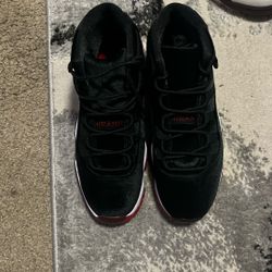 Jordan 11 Velvet Bred