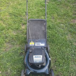 GAS POWERED BOLENS PUSH LAWN MOWER