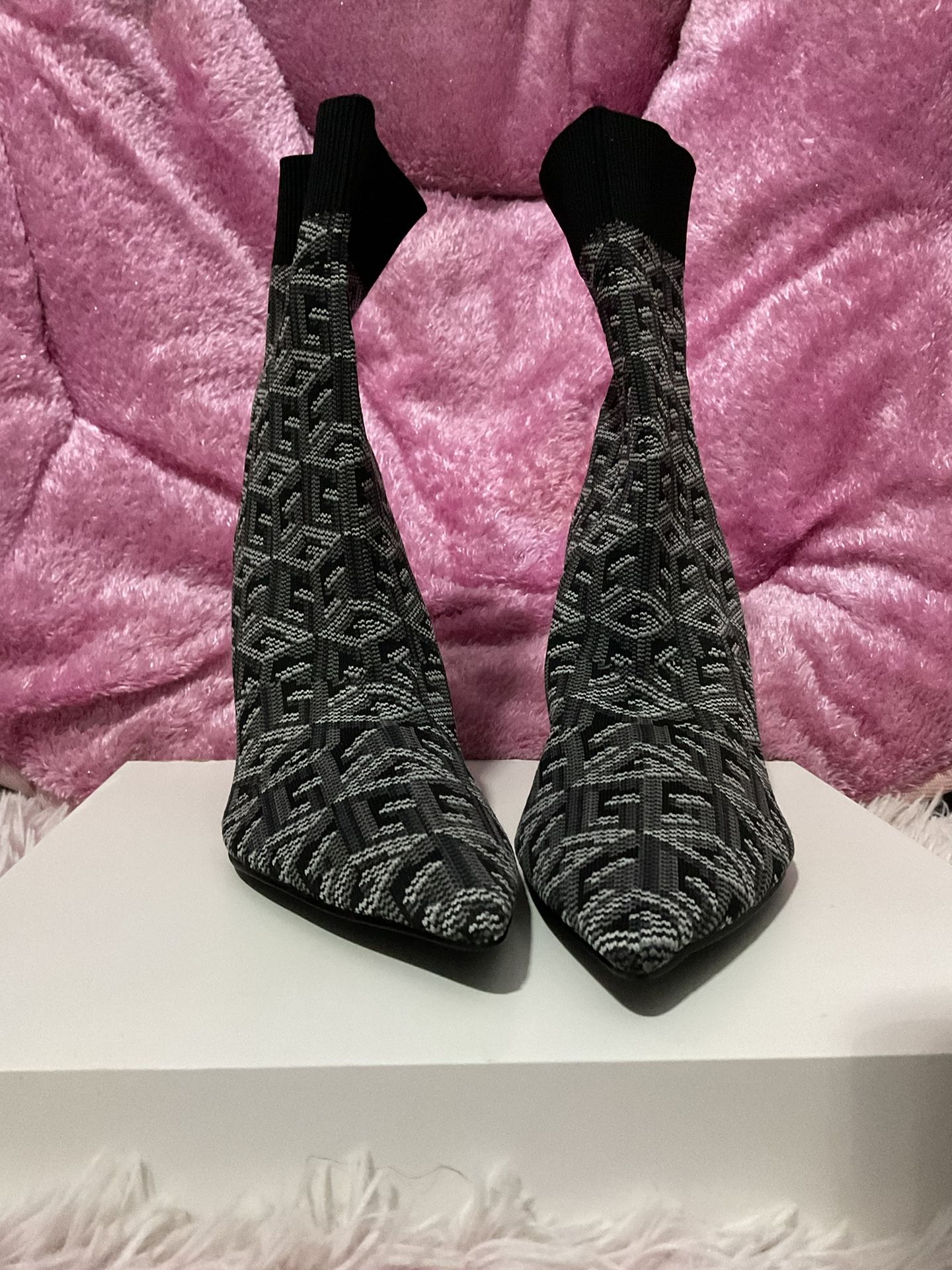 Stylish Black & Gray Designer-Inspired Booties – Size 8