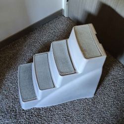 Petmate Pet Stairs For Dog Or Cat Up To 70 Lbs