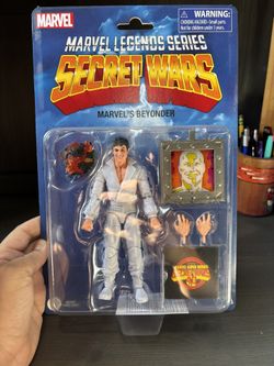 Marvel legends Beyonder 