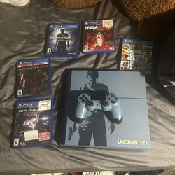 Limited edition Uncharted PS4