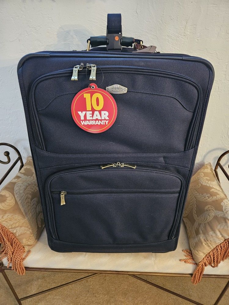 Ricardo Beverly Hills Luggage Tiburon