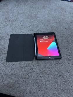 2018 6th Gen iPad wifi and cellular , Silver, 9.7in