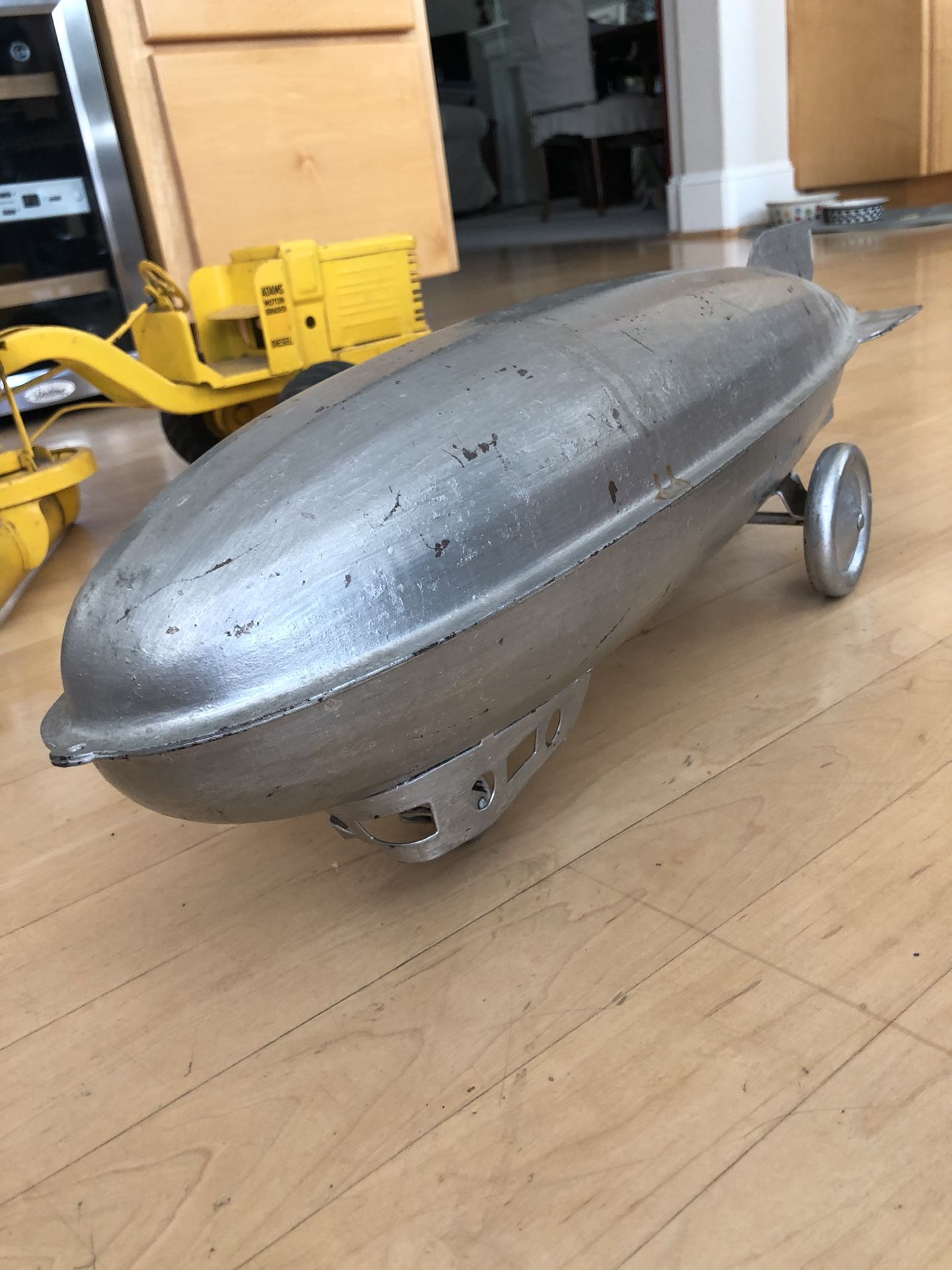 1930’s ride on toy HINDENBURG ZEPPELIN vintage by Steel Craft