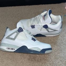 Midnight Navy 4s size 9.5