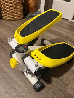 Mini Stepper, Doufit ST-02 Step Machine Indoor for Home Exercise Workout with LCD Monitor