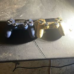 PS4 Controllers 