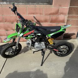 SSR Pit Bike 110cc