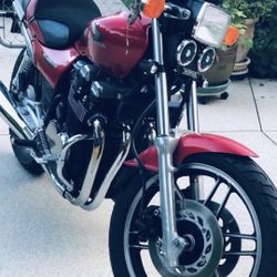 Honda Cb650nighthawk Mom