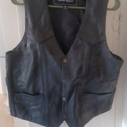 Men's Unik Black Leather Motorcycle Biker Vest Size 42