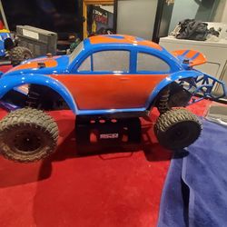 Traxxas RC Car/Hoss Truck