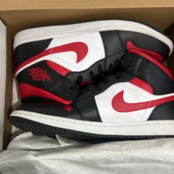 Air Jordan’s 1 Size 11