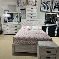 4PC Queen Bedroom Set 🔥 SALES🔥